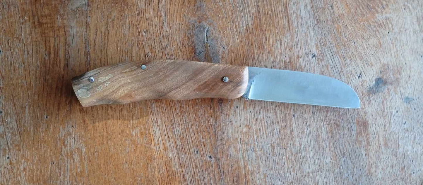 Couteau de poche artisanal