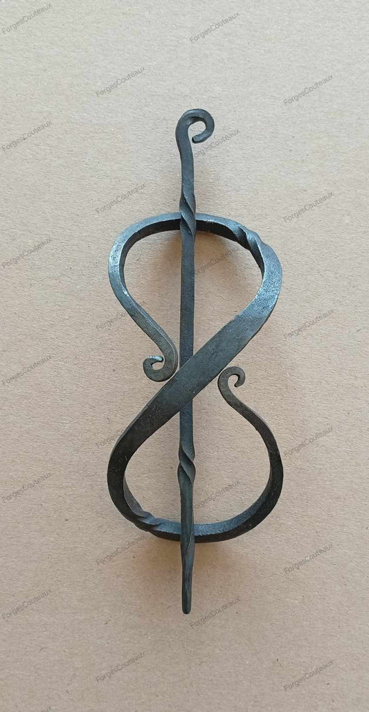 Broche à cheveux médiévale forgé